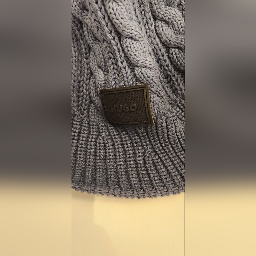 HUGO Gray Knit Beanie